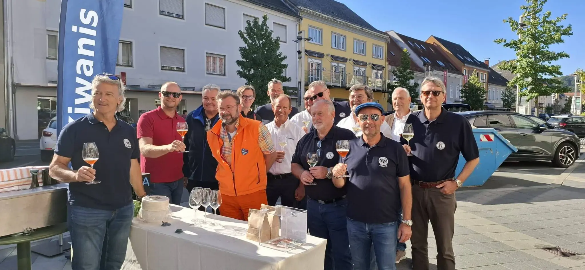 Featured image of post Genuss für alle: Star-Koch Didi Dorner und Kiwanis helfen Kindern in Not